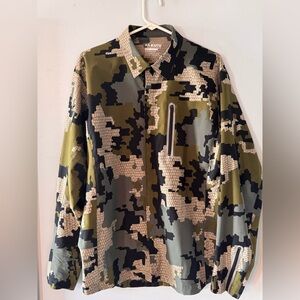 NEW WITHOUT TAGS * KUIU Men's Tiburon Hybrid Snap Shirt